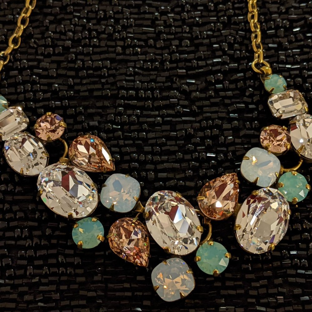 Sorrelli Sweet Magnolia Statement necklace